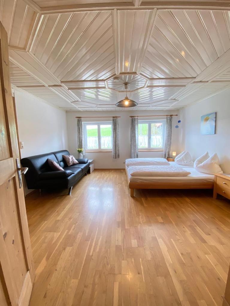 Lautenberg Apartment *